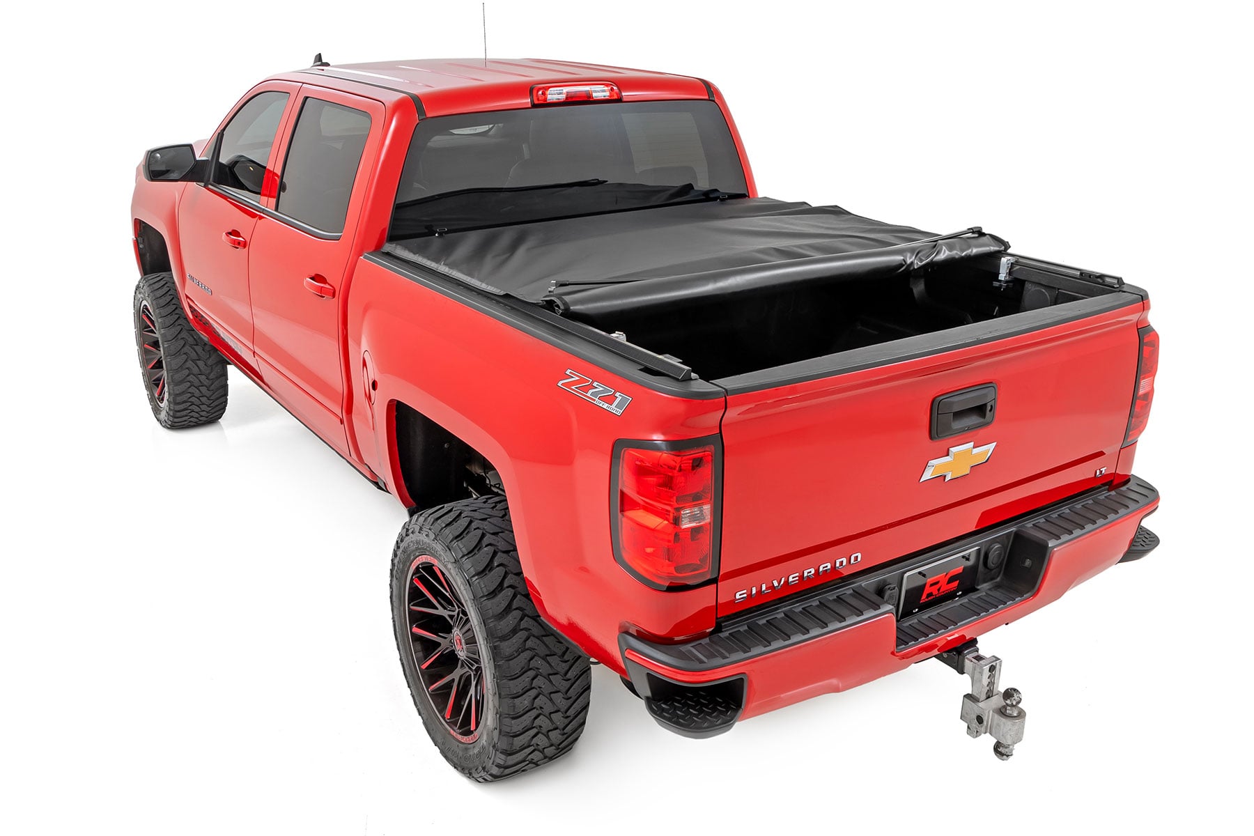 Soft Roll Up Bed Cover 5 Foot 9 Inch Bed Silverado/Sierra 1500 (14-18 & Classic) Rough Country
