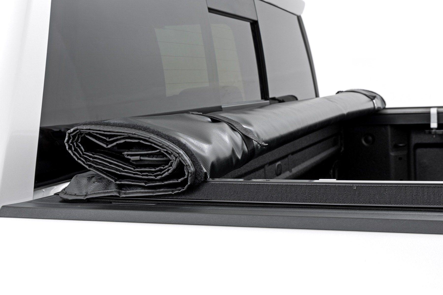 Soft Roll Up Bed Cover 5 Foot 10 Inch Bed Chevy/GMC Sierra 1500 (19-26)/Silverado 1500 (19-26) Rough Country