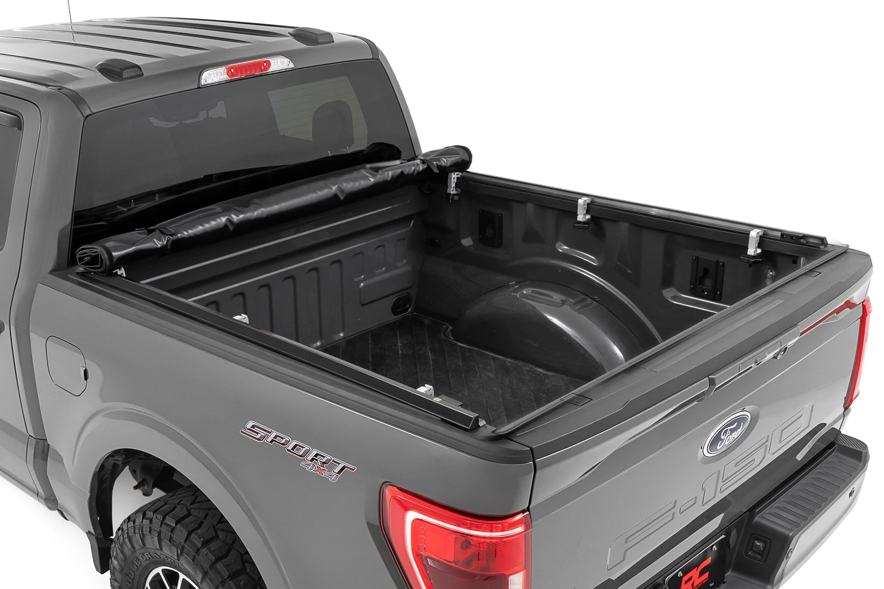 Soft Roll Up Bed Cover 5 Foot 7 Inch Bed Ford F-150/F-150 Lightning/Raptor (15-26) Rough Country