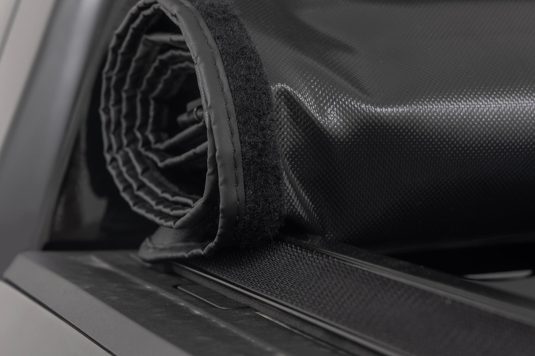 Soft Roll Up Bed Cover 6 Foot 7 Inch Bed Chevy/GMC Sierra 1500 (19-26)/Silverado 1500 (19-26) Rough Country