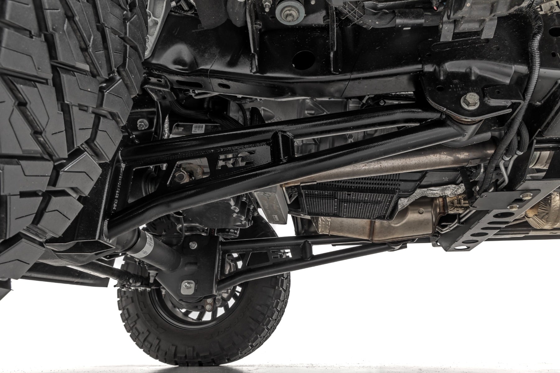 Radius Arm Upgrade Ford F-250/F-350 Super Duty 4WD (2023-2026) Rough Country