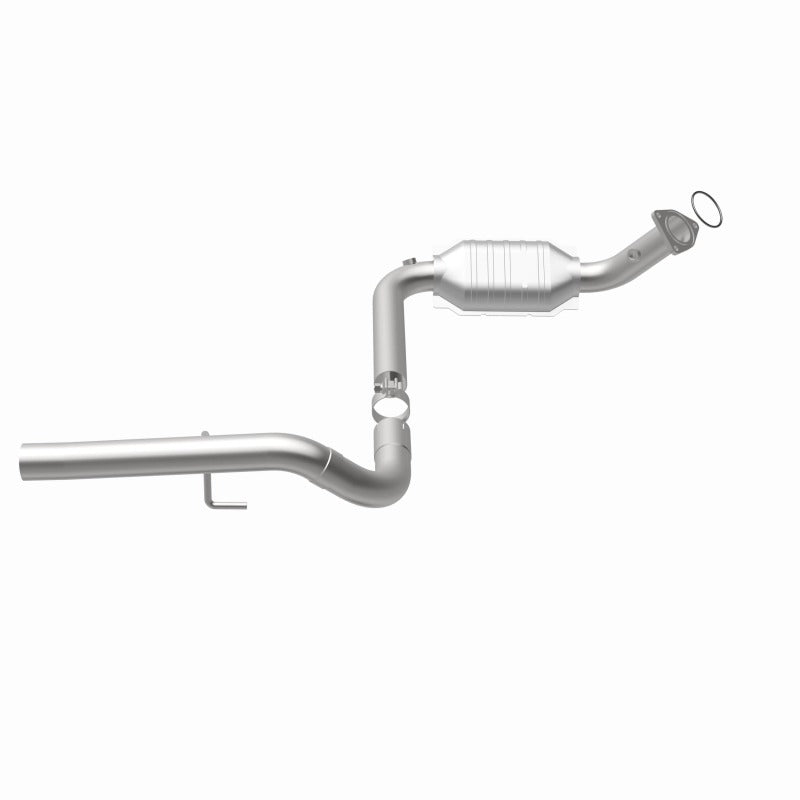 MagnaFlow Direct Fit Catalytic Converter 02-05 Escalade 6.0L Driver Side