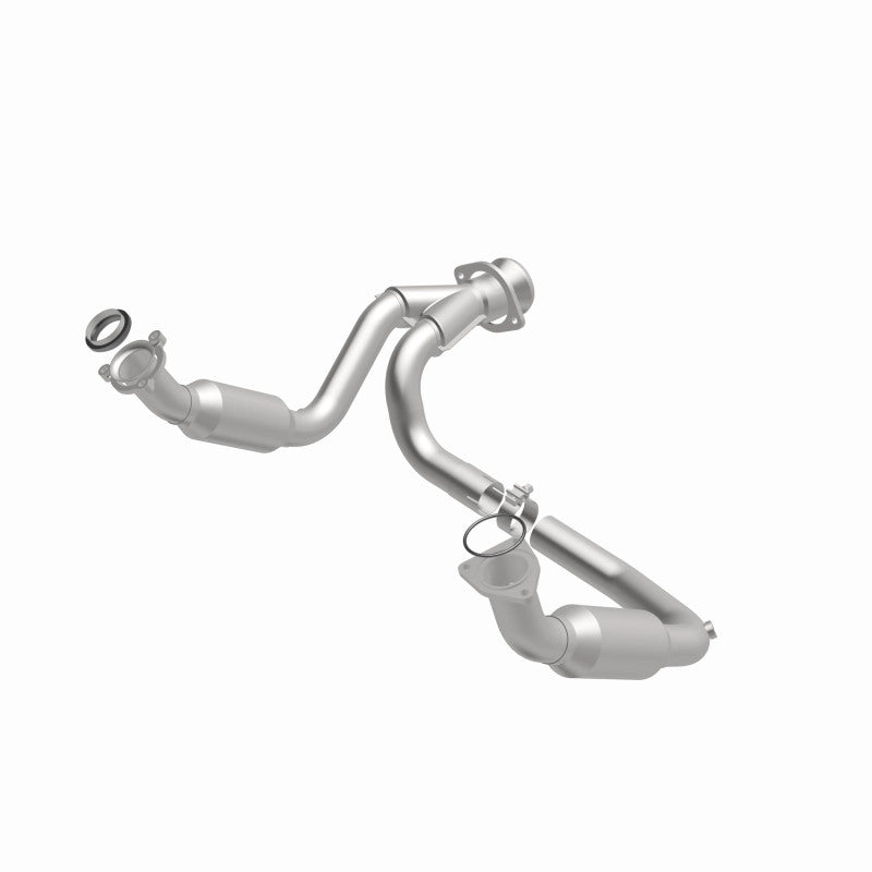 MagnaFlow Direct Fit Catalytic Converter 2007-2008 Cadillac Escalade 6.2L