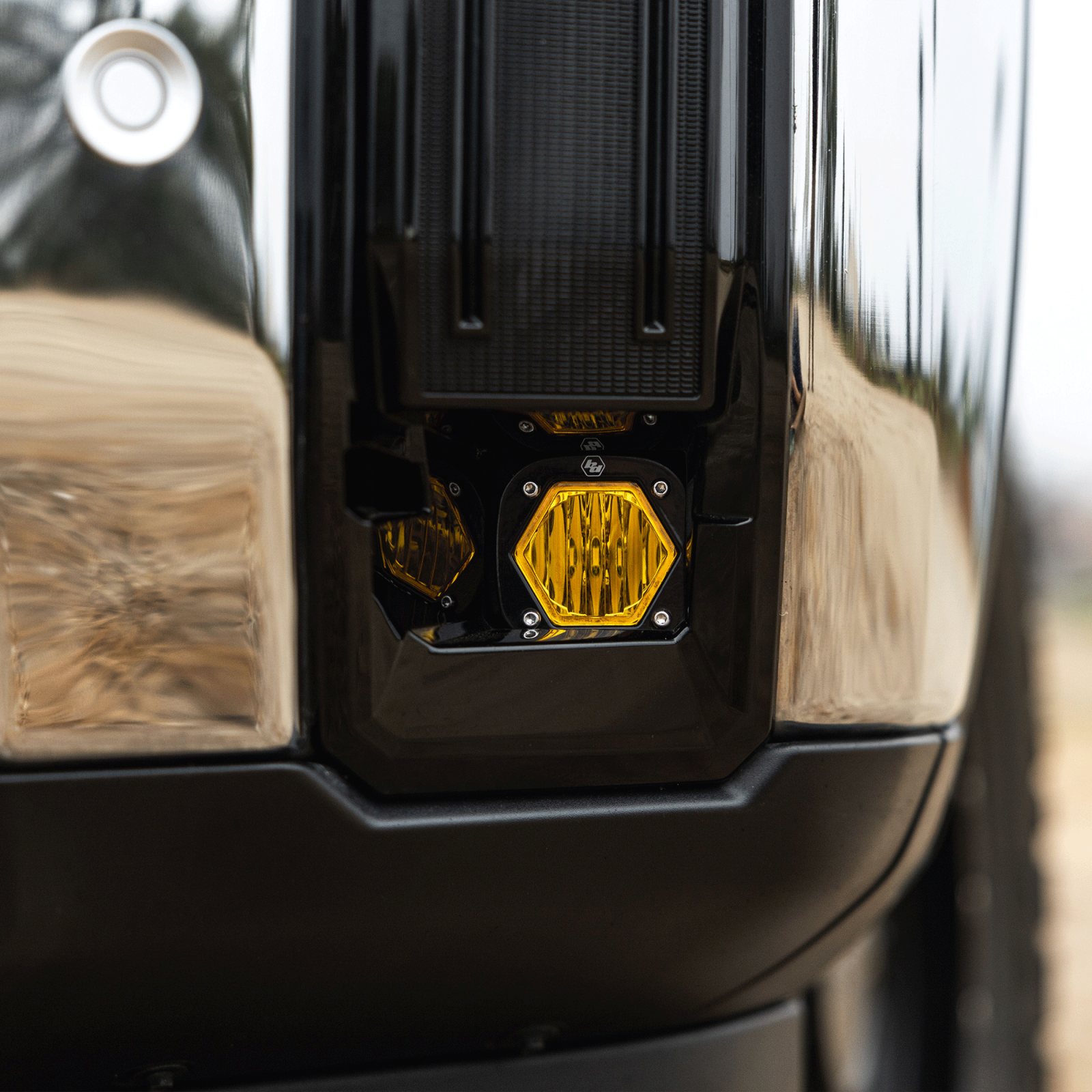 S1 Fog Pocket Light Kit 24-25 Silverado/Sierra 2500/3500 2025 1500 AT4-X Baja Amber Baja Designs