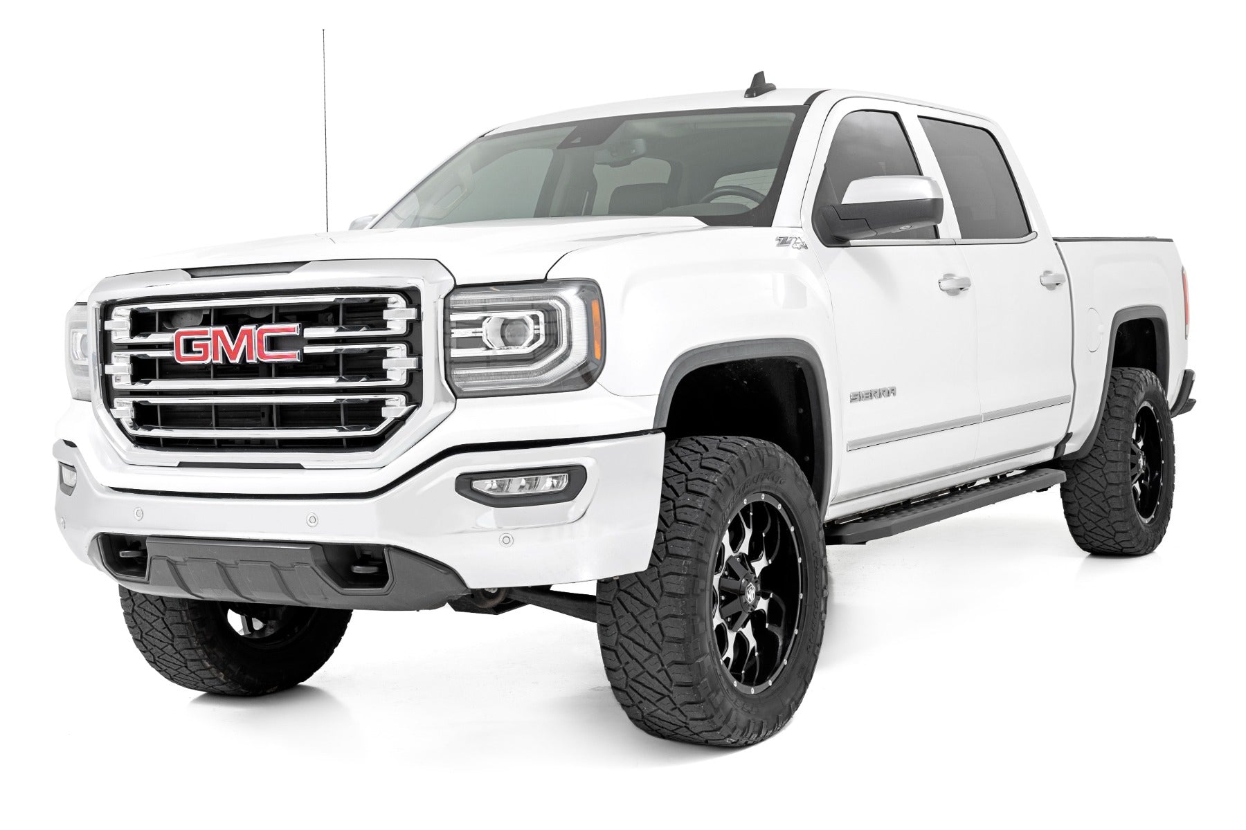 RPT2 Running Boards Crew Cab Silverado/Sierra 1500/2500HD/3500HD (07-18 & Classic) Rough Country