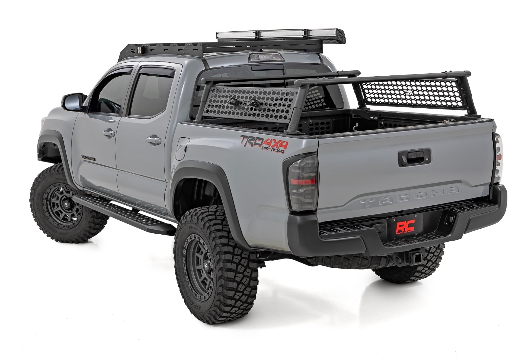 RPT2 Running Board Double Cab Black Toyota Tacoma 2WD/4WD (2016-2023) Rough Country