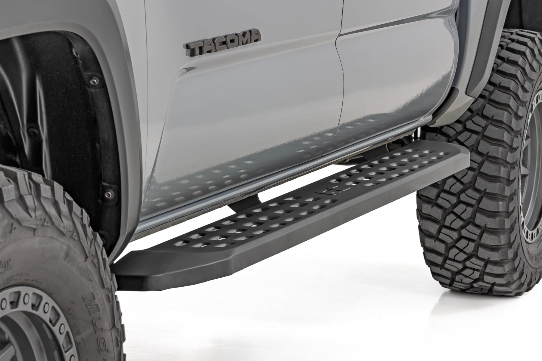 RPT2 Running Board Double Cab Black Toyota Tacoma 2WD/4WD (2016-2023) Rough Country