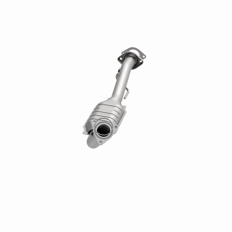 MagnaFlow Direct Fit Catalytic Conv 02-06 Cadillac Escalade / 02-06 GM Yukon (Inc Denali) 6.0L P/S