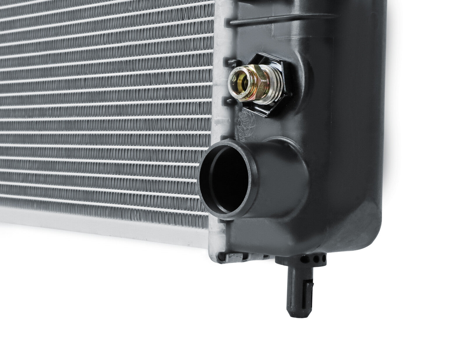 BladeRunner Oer Series Radiator GM Gas Trucks/SUVs 99-13 V8 (GMT800/900) aFe Power
