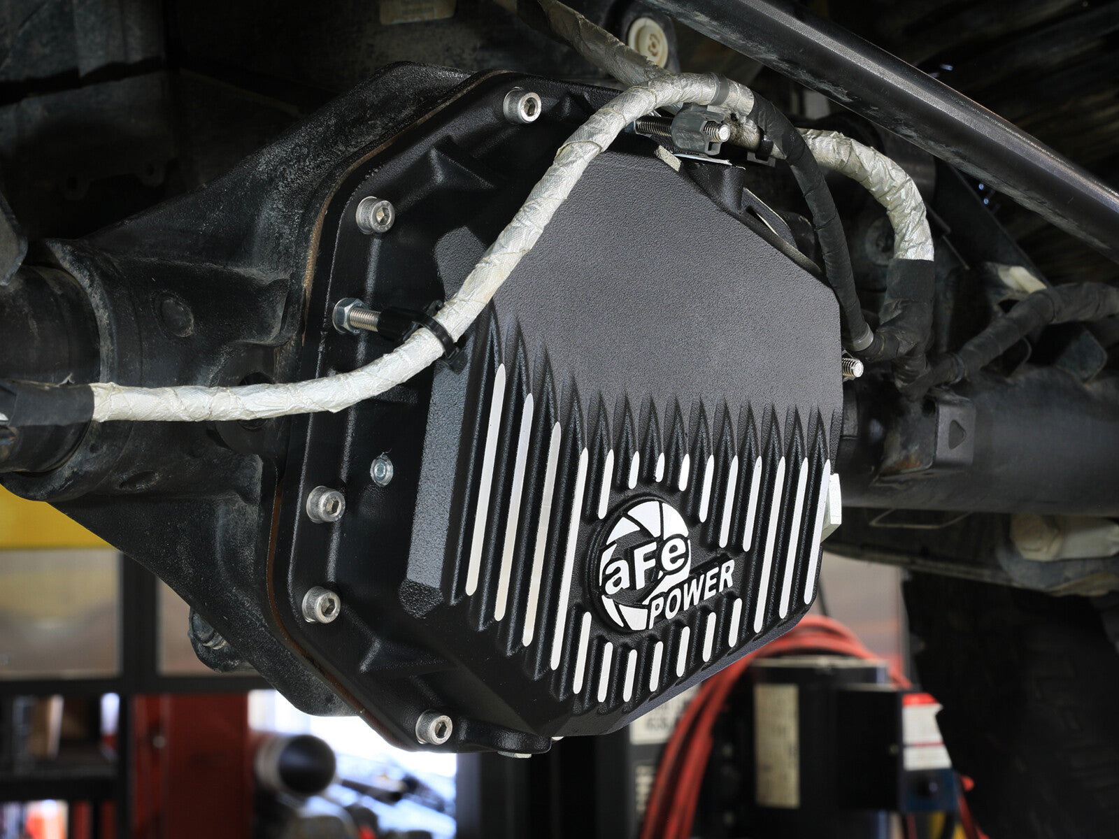 Pro Series Rear Differential Cover Black w/ Machined Fins Ford Bronco Raptor 22-26 V6-3.0L (tt) aFe Power