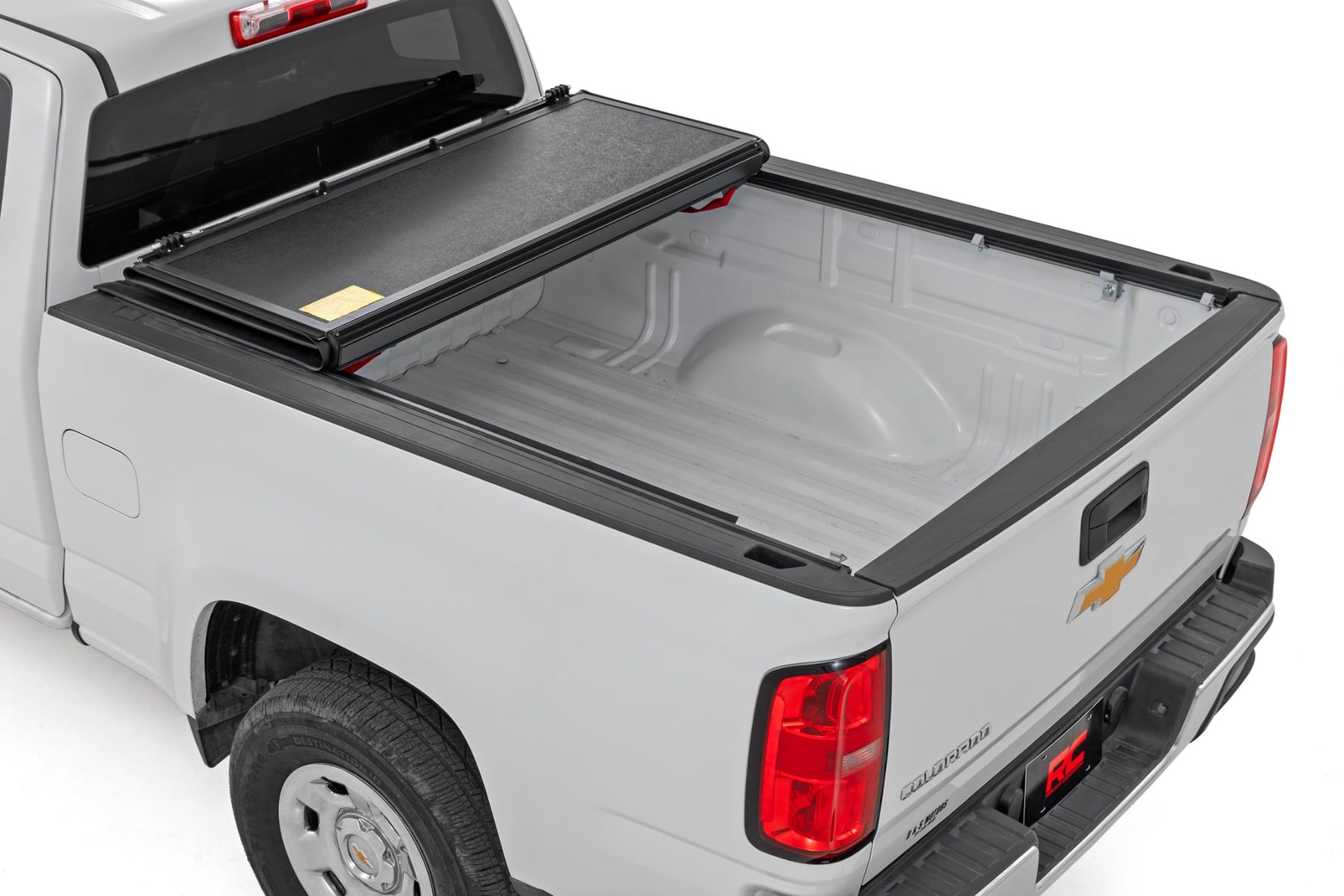 Hard Low Profile Bed Cover 6 Foot Bed Chevy/GMC Canyon/Colorado (15-26) Rough Country