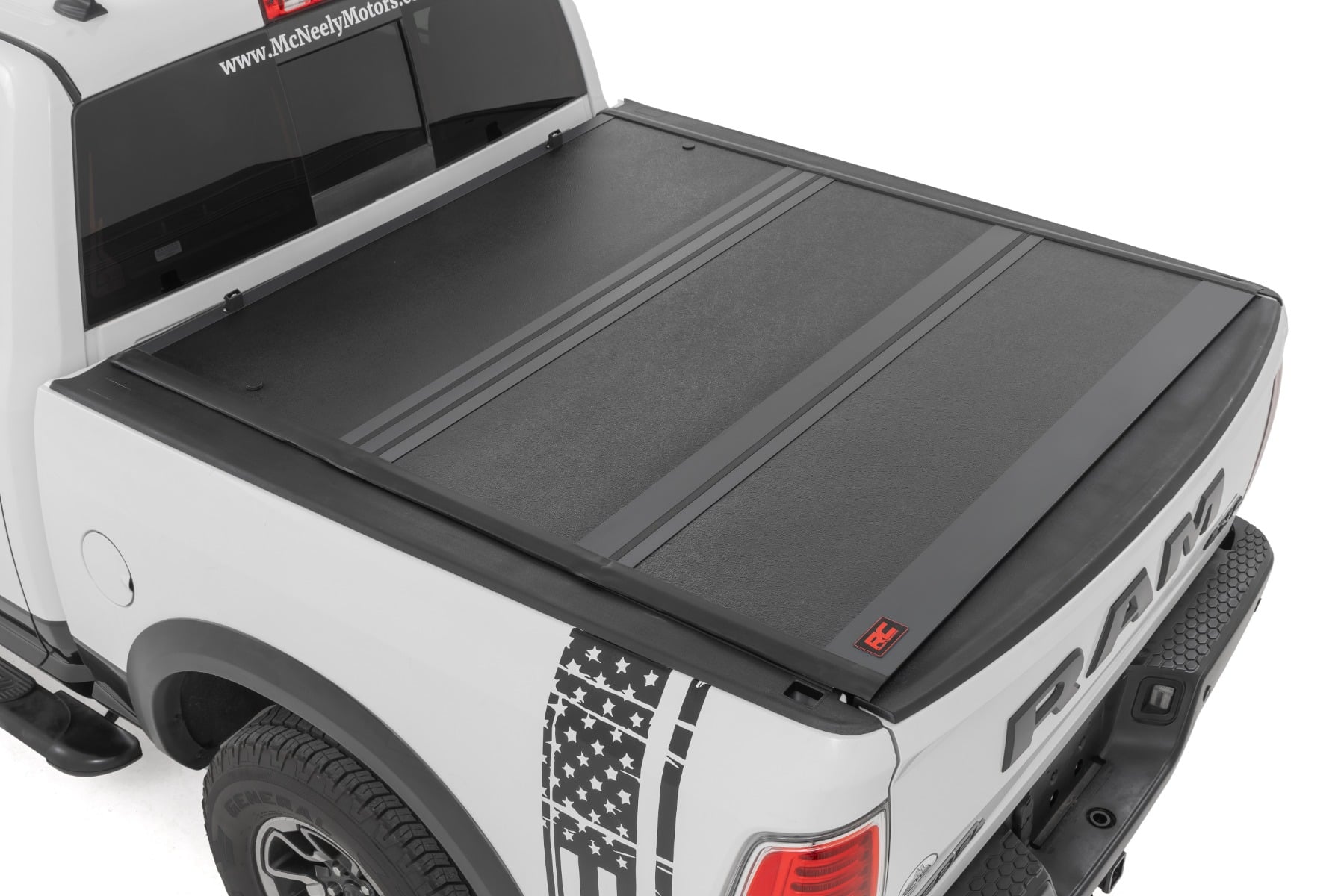 Hard Low Profile Bed Cover 5 Foot 7 Inch Bed No Rambox Ram 1500 2WD/4WD (2009-2018 & Classic) Rough Country