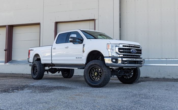 8.5 Inch Lift Kit W/ Falcon Shocks And Radius Arms 2017-2022 Ford Super Duty Diesel F-250/F-350 4WD ReadyLIFT