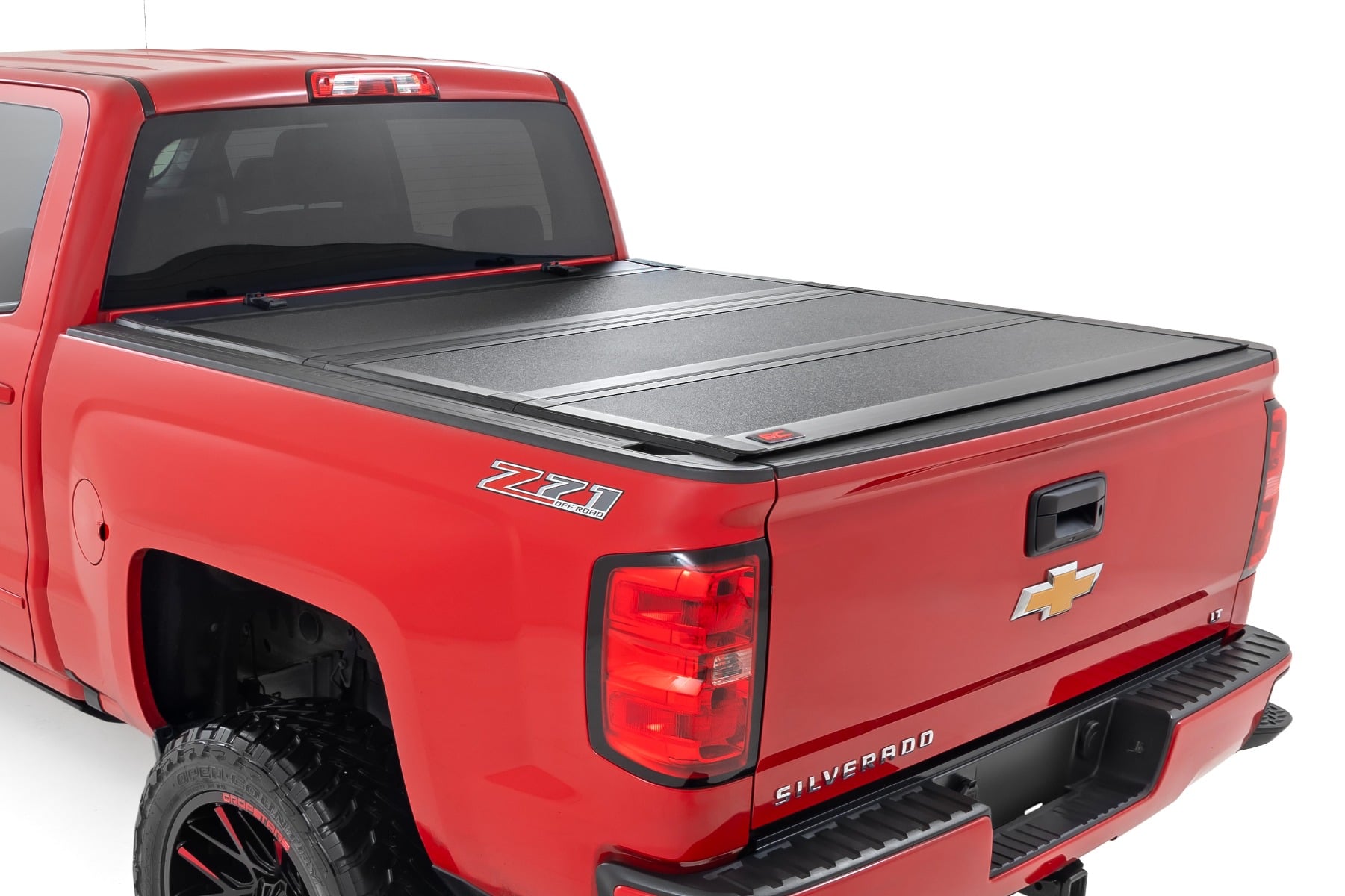 Hard Tri-Fold Flip Up Bed Cover 5 Foot 9 Inch Bed Silverado/Sierra 1500 (14-18 & Classic) Rough Country