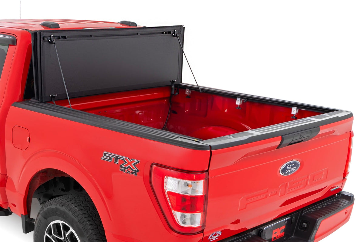 Hard Tri-Fold Flip Up Bed Cover 5 Foot 7 Inch Bed Ford F-150 2WD/4WD (2015-2020) Rough Country