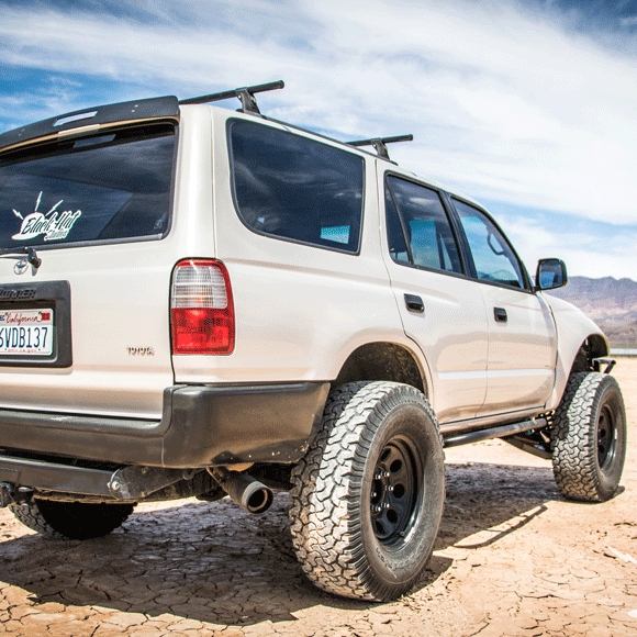 Toyota 4-Runner Flared Fiberglass Fenders