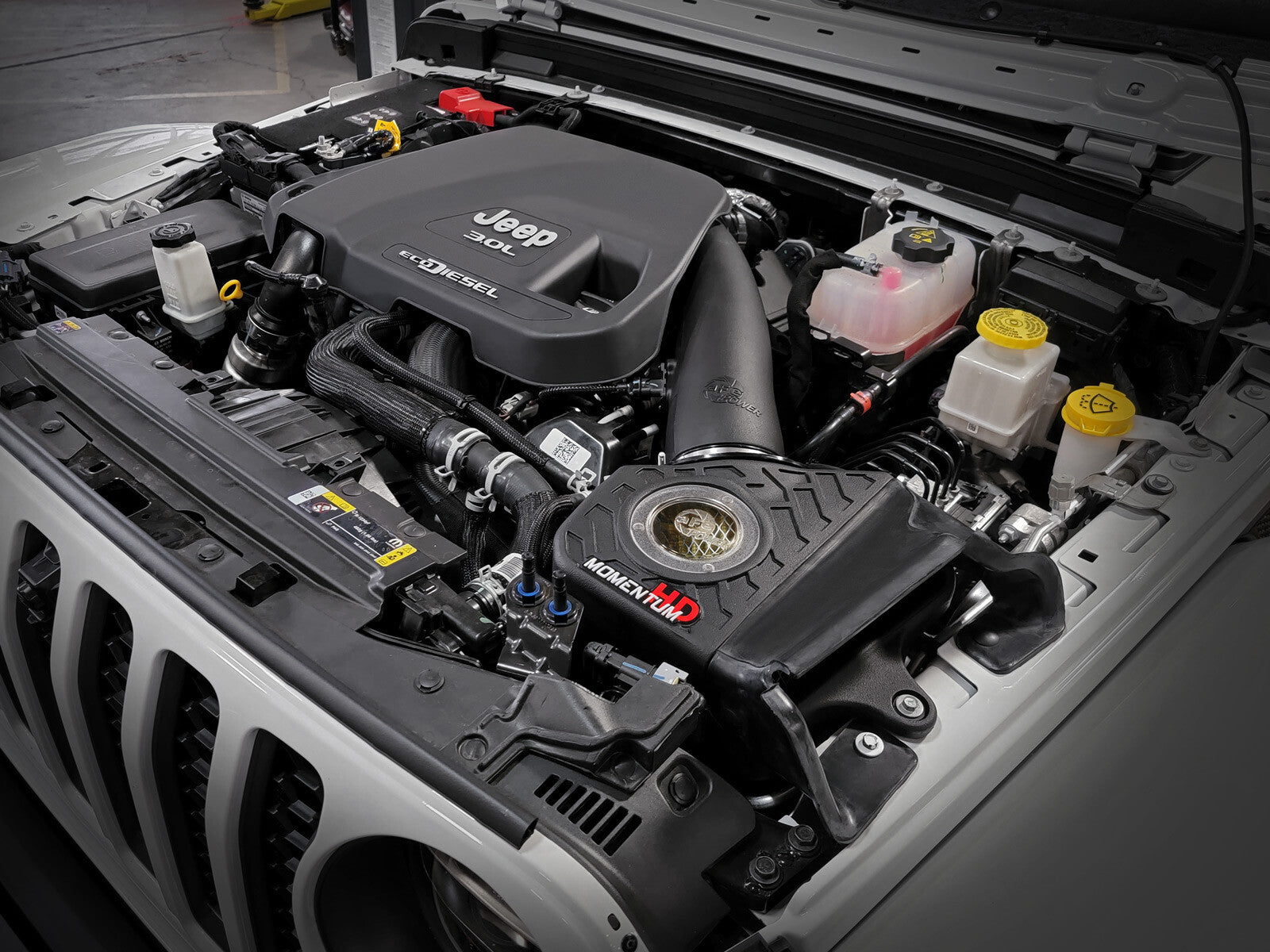 Momentum HD Cold Air Intake System w/ Pro Guard 7 Filter Jeep Wrangler (Jl)/Gladiator (Jt) 20-23 V6-3.0L (td) EcoDiesel aFe Power