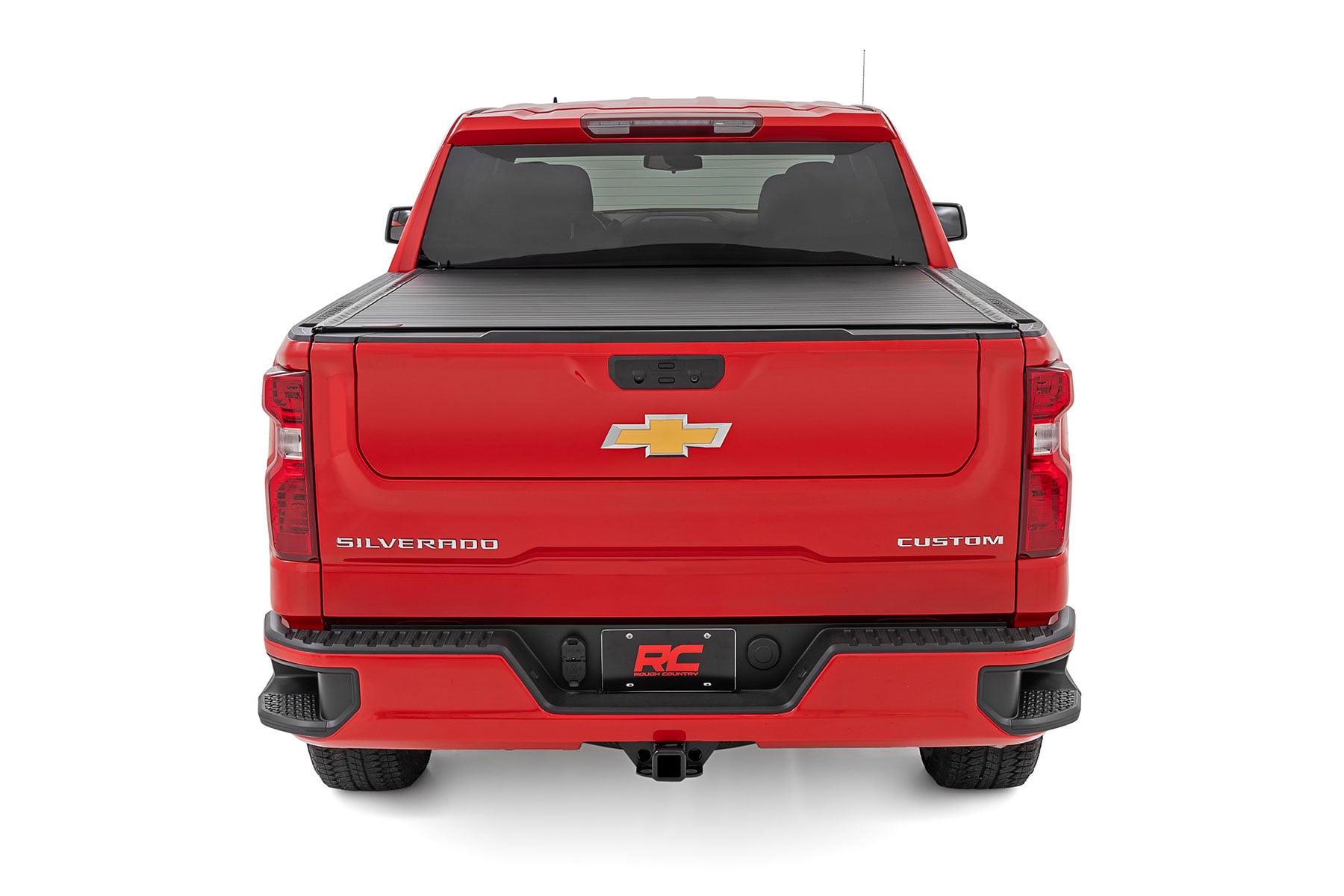 Hard Roll Up Bed Cover 5 Foot 10 Inch Bed Chevy/GMC Sierra 1500 (19-26)/Silverado 1500 (19-26) Rough Country