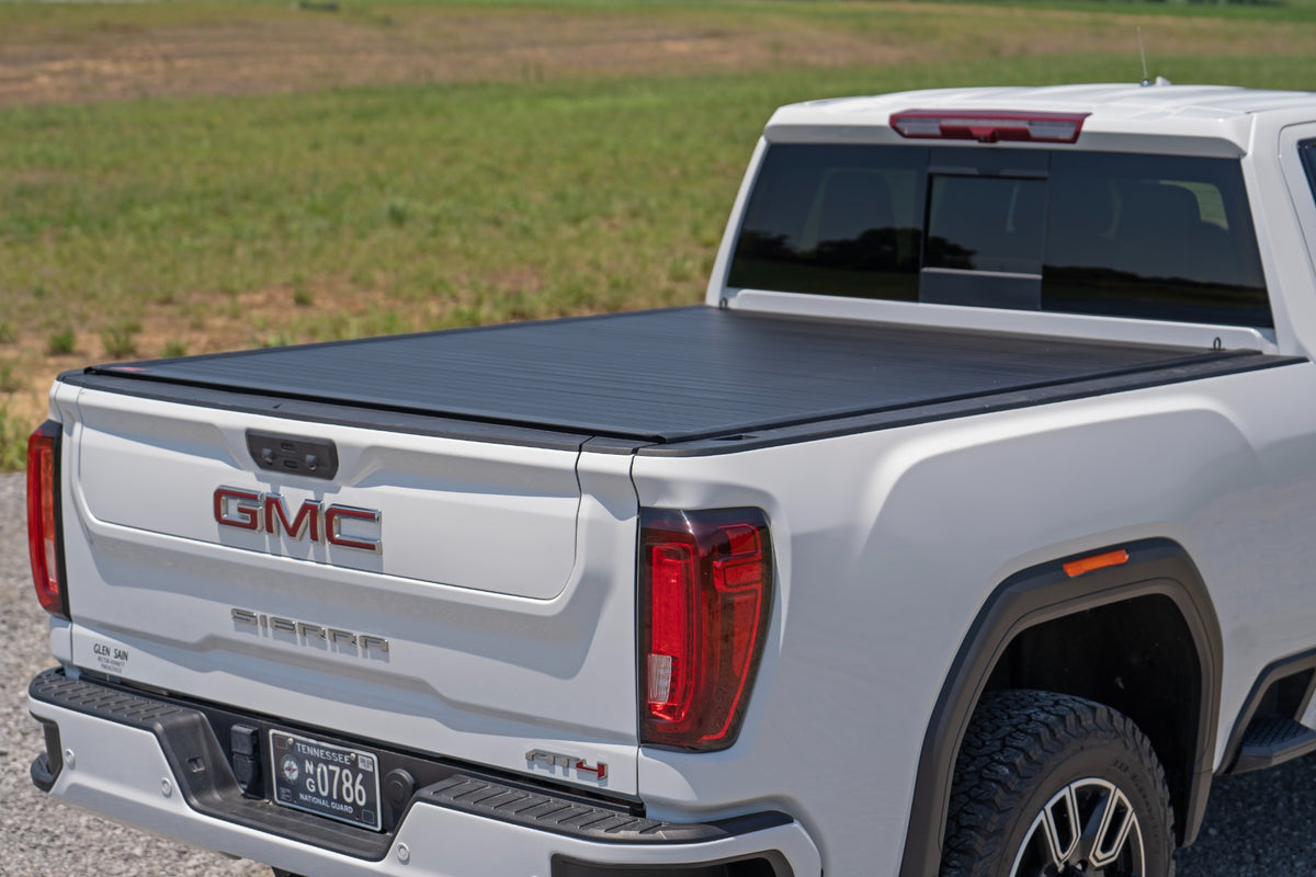 Hard Roll Up Bed Cover 6 Foot 9 Inch Bed Chevy/GMC Silverado/Sierra 2500HD/3500HD (20-26) Rough Country