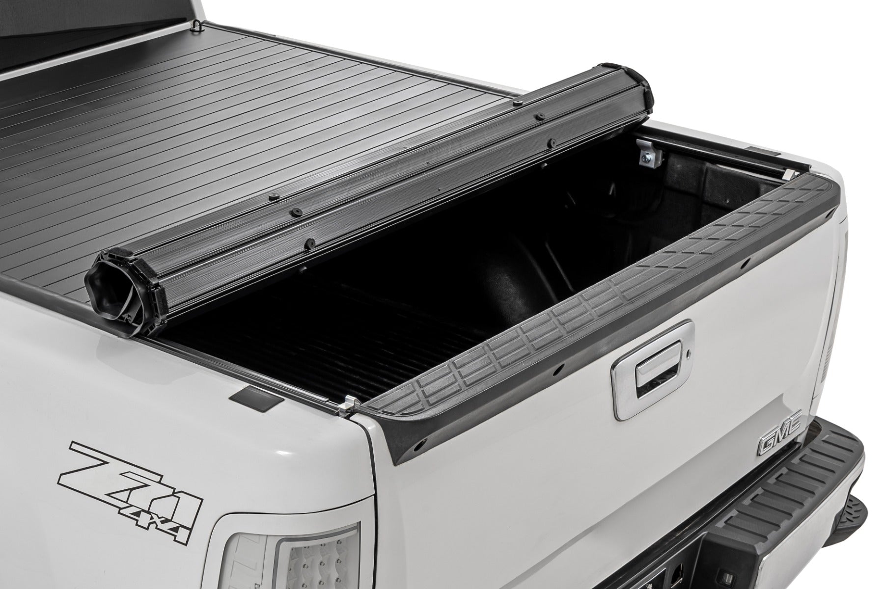 Hard Roll Up Bed Cover 5 Foot 9 Inch Bed Silverado/Sierra 1500 (07-13) Rough Country