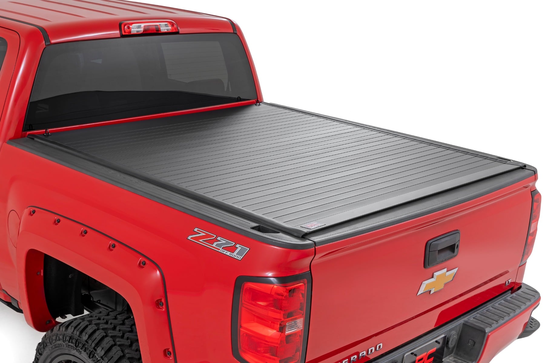Hard Roll Up Bed Cover 5 Foot 9 Inch Bed Silverado/Sierra 1500 (14-18 & Classic) Rough Country