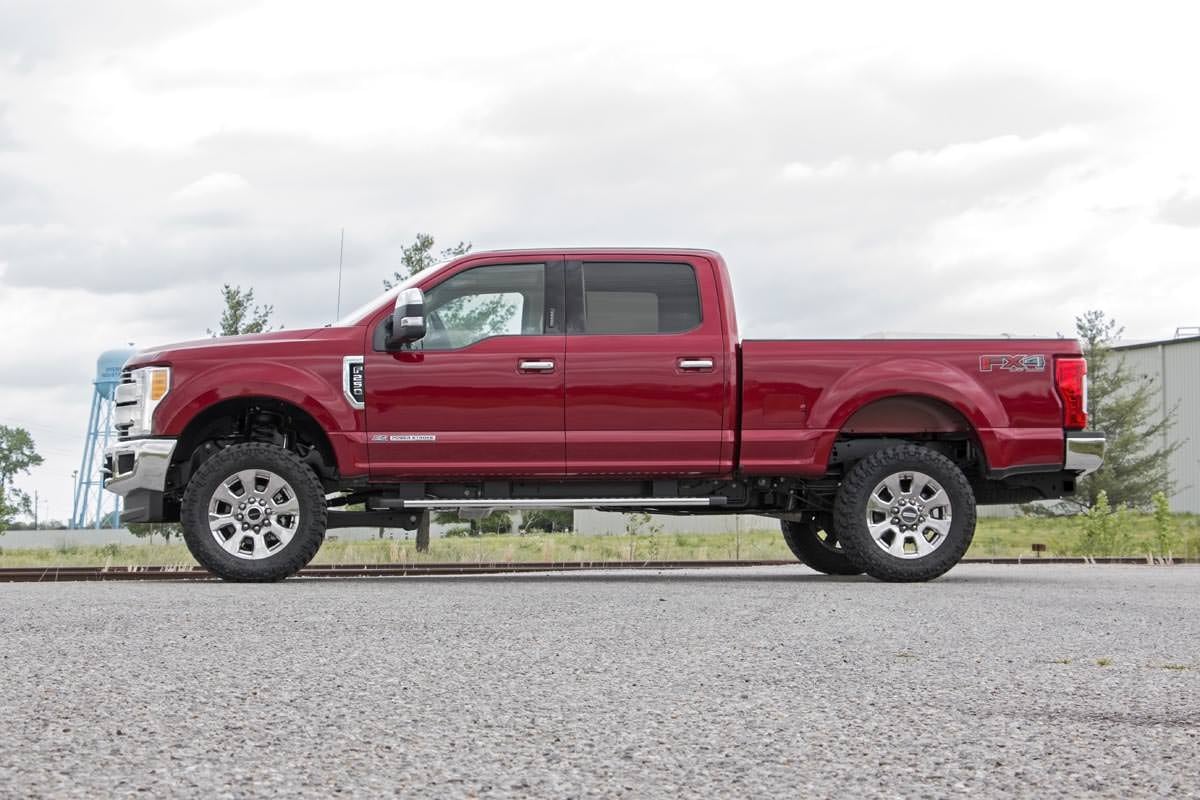 3 Inch Lift Kit M1 Front Gas Coils Ford F-250 Super Duty 4WD (17-22) Rough Country
