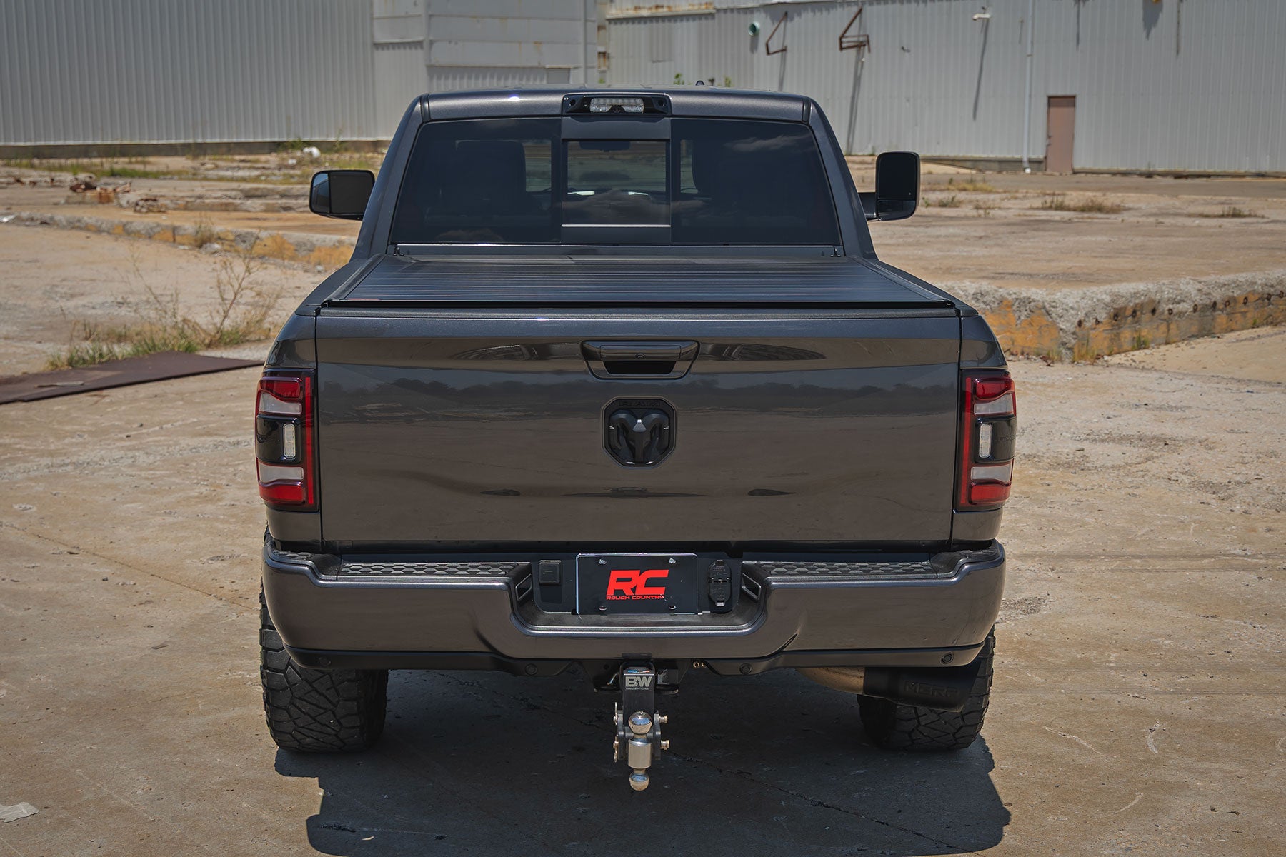 Hard Roll Up Bed Cover 6 Foot 4 Inch Bed Ram 1500 (09-18)/2500 (09-26) Rough Country