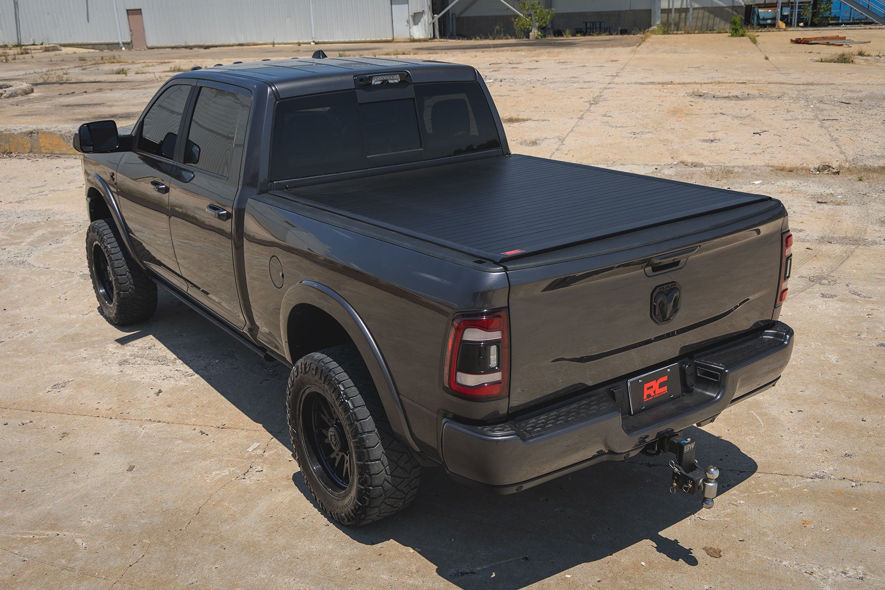 Hard Roll Up Bed Cover 6 Foot 4 Inch Bed Ram 1500 (09-18)/2500 (09-26) Rough Country