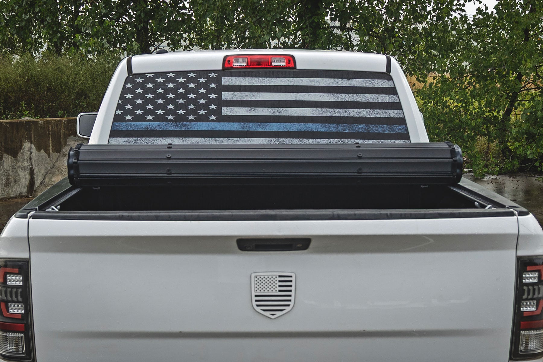 Hard Roll Up Bed Cover 5 Foot 7 Inch Bed Ram 1500 (09-18)/2500 (09-26) Rough Country
