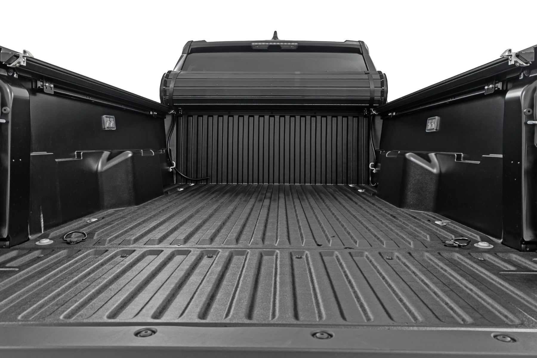 Hard Roll Up Bed Cover 6 Foot Bed Toyota Tacoma 2WD/4WD (2024-2026) Rough Country