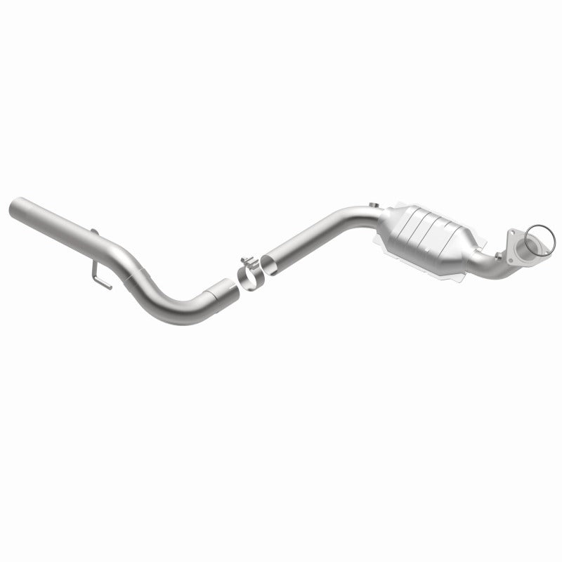 MagnaFlow Direct Fit Catalytic Converter 02-05 Escalade 6.0L Driver Side