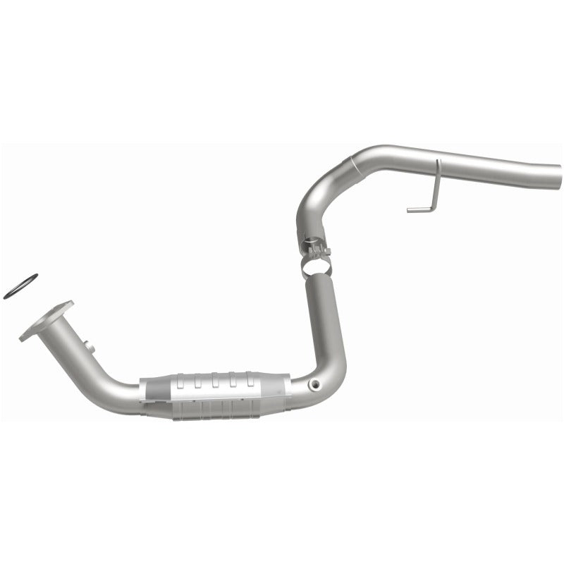 MagnaFlow Direct Fit Catalytic Conv 02-06 Cadillac Escalade / 02-06 GM Yukon (Inc Denali) 6.0L D/S