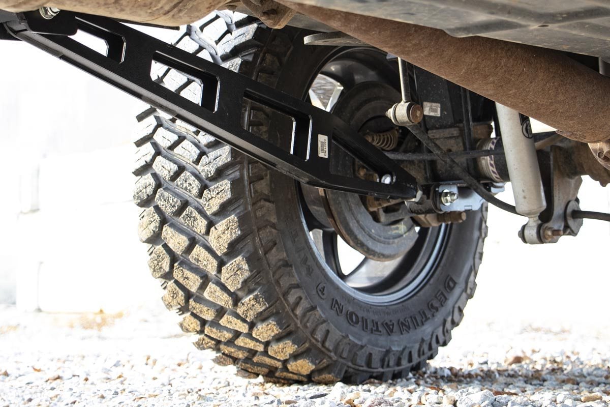 Traction Bar Kit 0-3 Inch Lift Ford F-250 Super Duty 4WD (2008-2016) Rough Country
