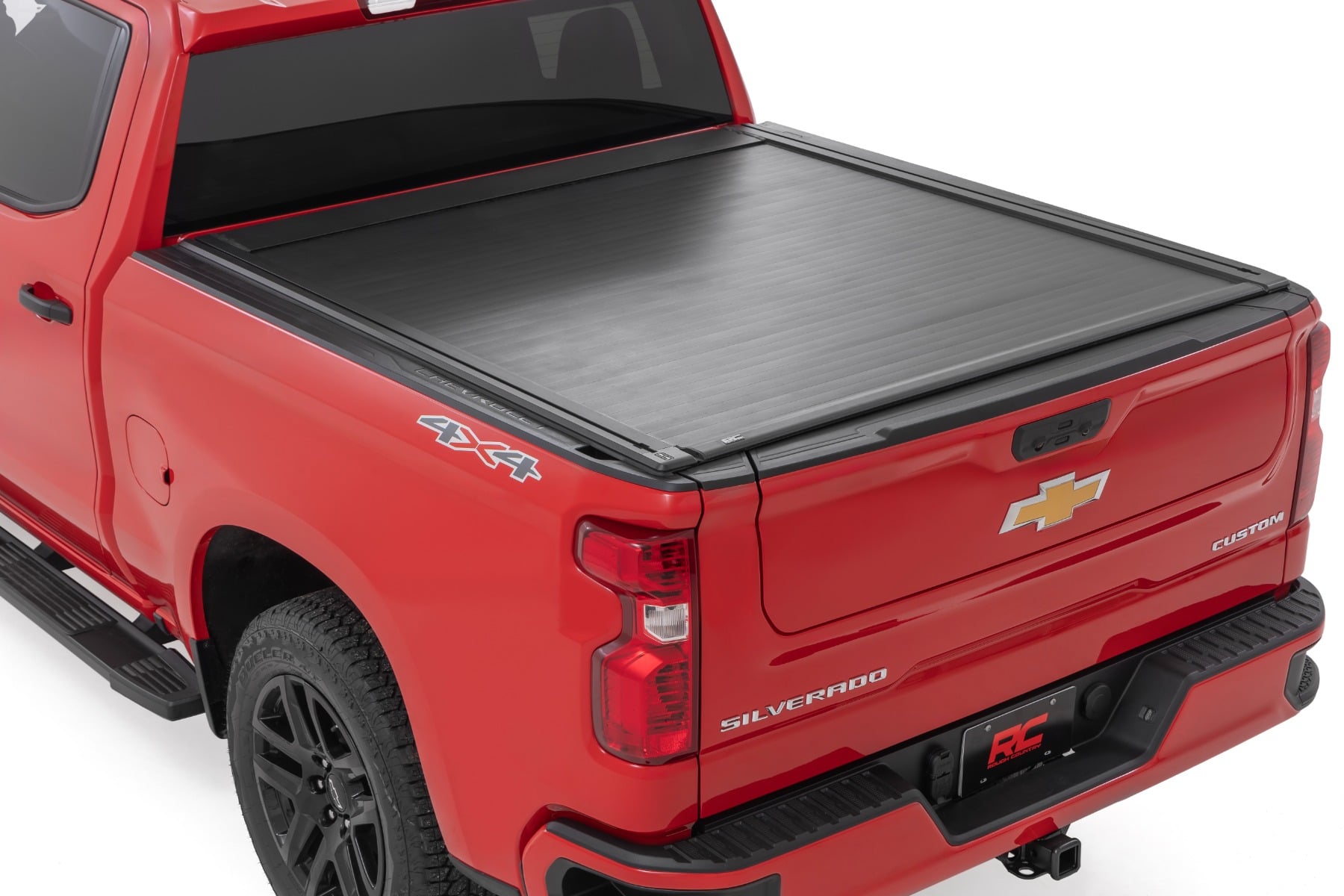 Powered Retractable Bed Cover 5 Foot 10 Inch Bed Chevy/GMC Sierra 1500 (19-26)/Silverado 1500 (19-26) Rough Country