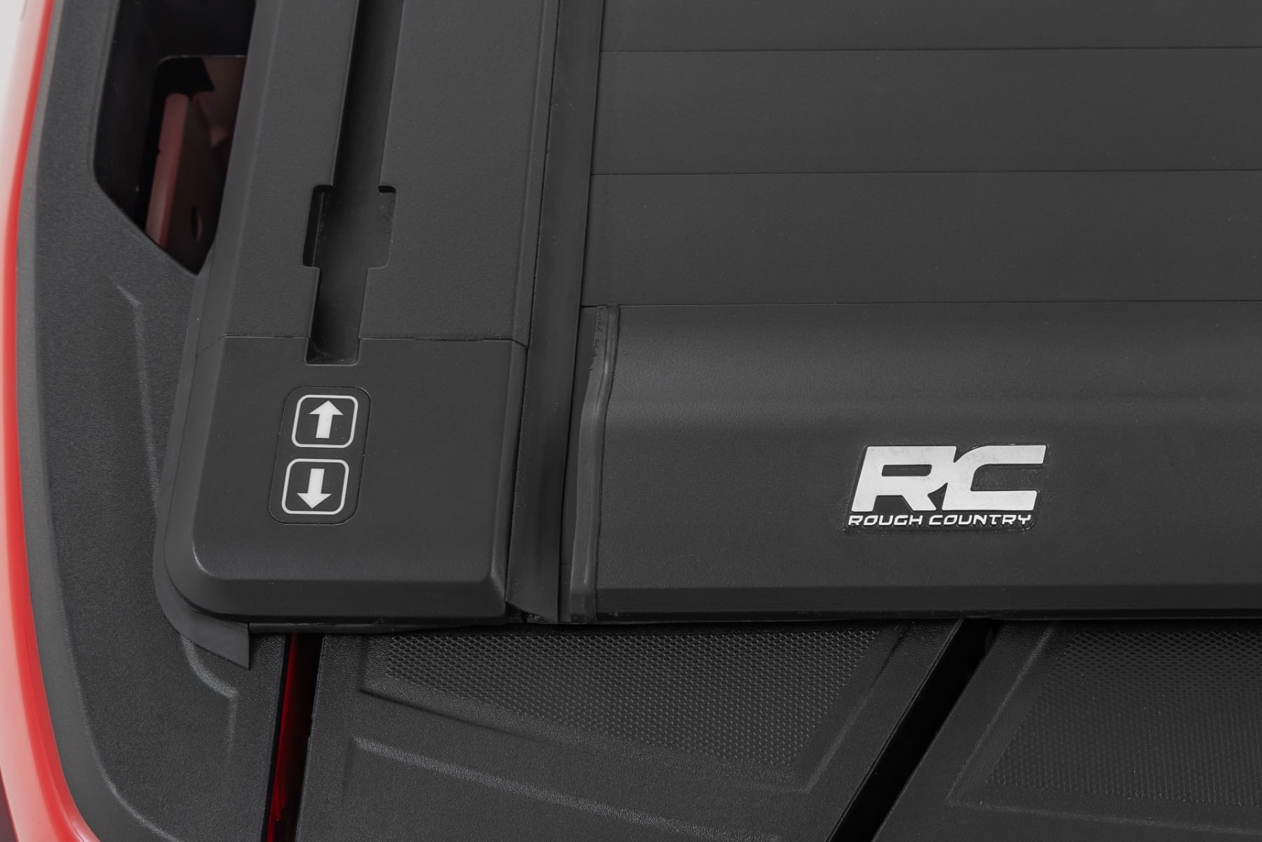 Powered Retractable Bed Cover 5 Foot 10 Inch Bed Chevy/GMC Sierra 1500 (19-26)/Silverado 1500 (19-26) Rough Country