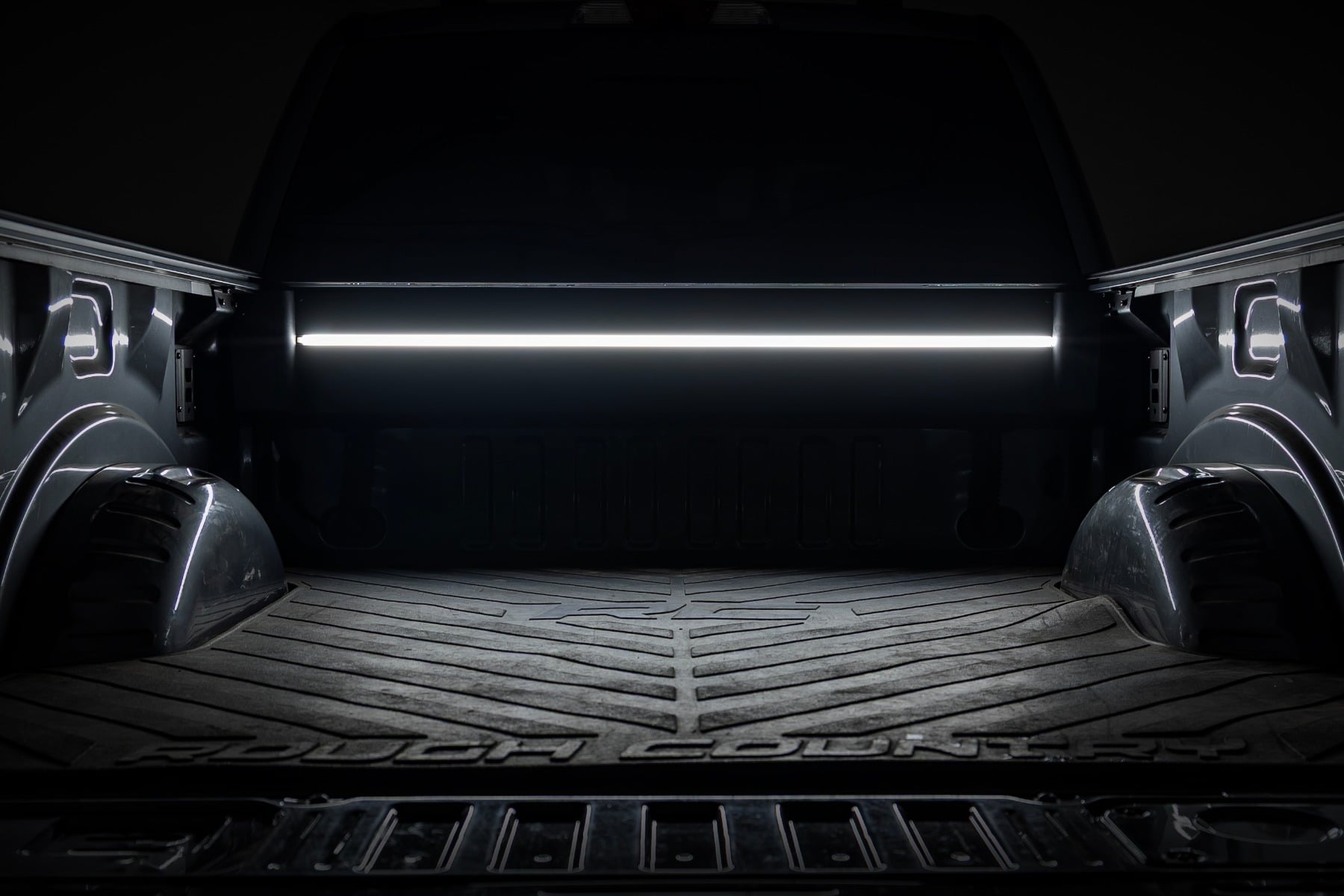 Powered Retractable Bed Cover 6 Foot 10 Inch Bed Ford F-250/F-350 Super Duty (17-26) Rough Country
