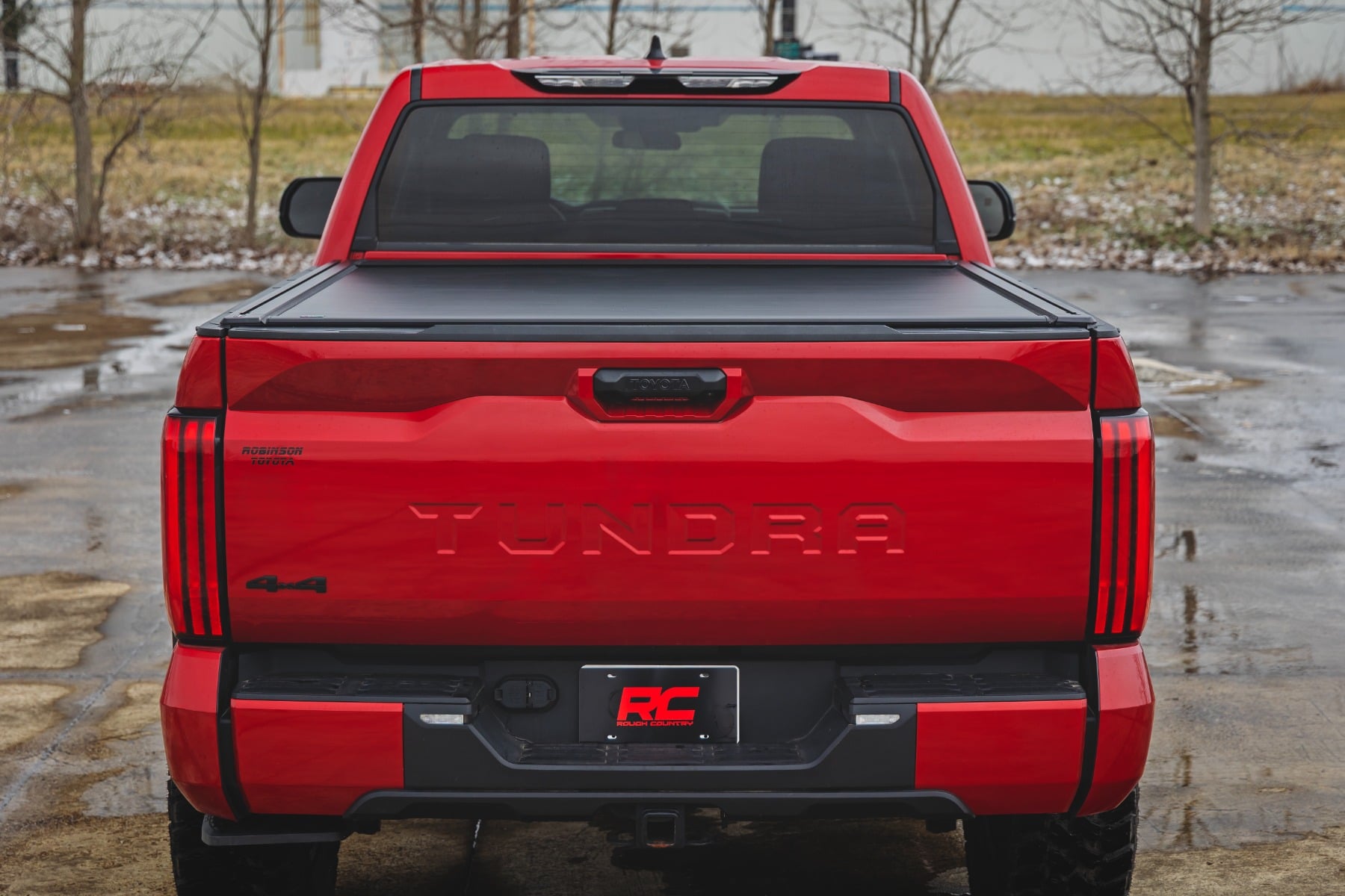 Powered Retractable Bed Cover 5 Foot 7 Inch Bed Toyota Tundra 2WD/4WD (2022-2026) Rough Country