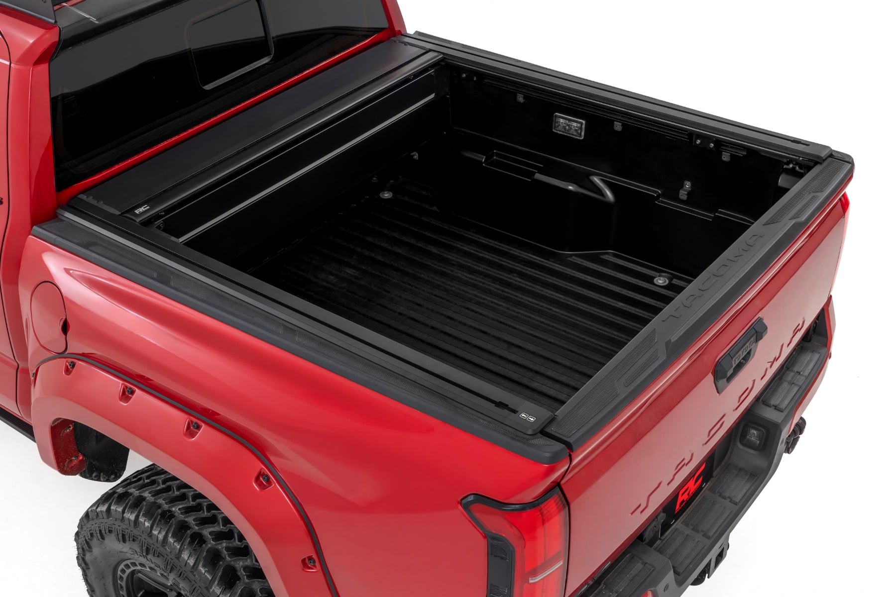Powered Retractable Bed Cover 5 Foot Bed Toyota Tacoma 2WD/4WD (2024-2026) Rough Country