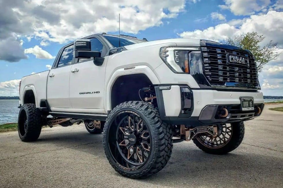 McGaughys 7-9 Inch Lift Kit 2020-2025 Silverado/Sierra 2500/3500