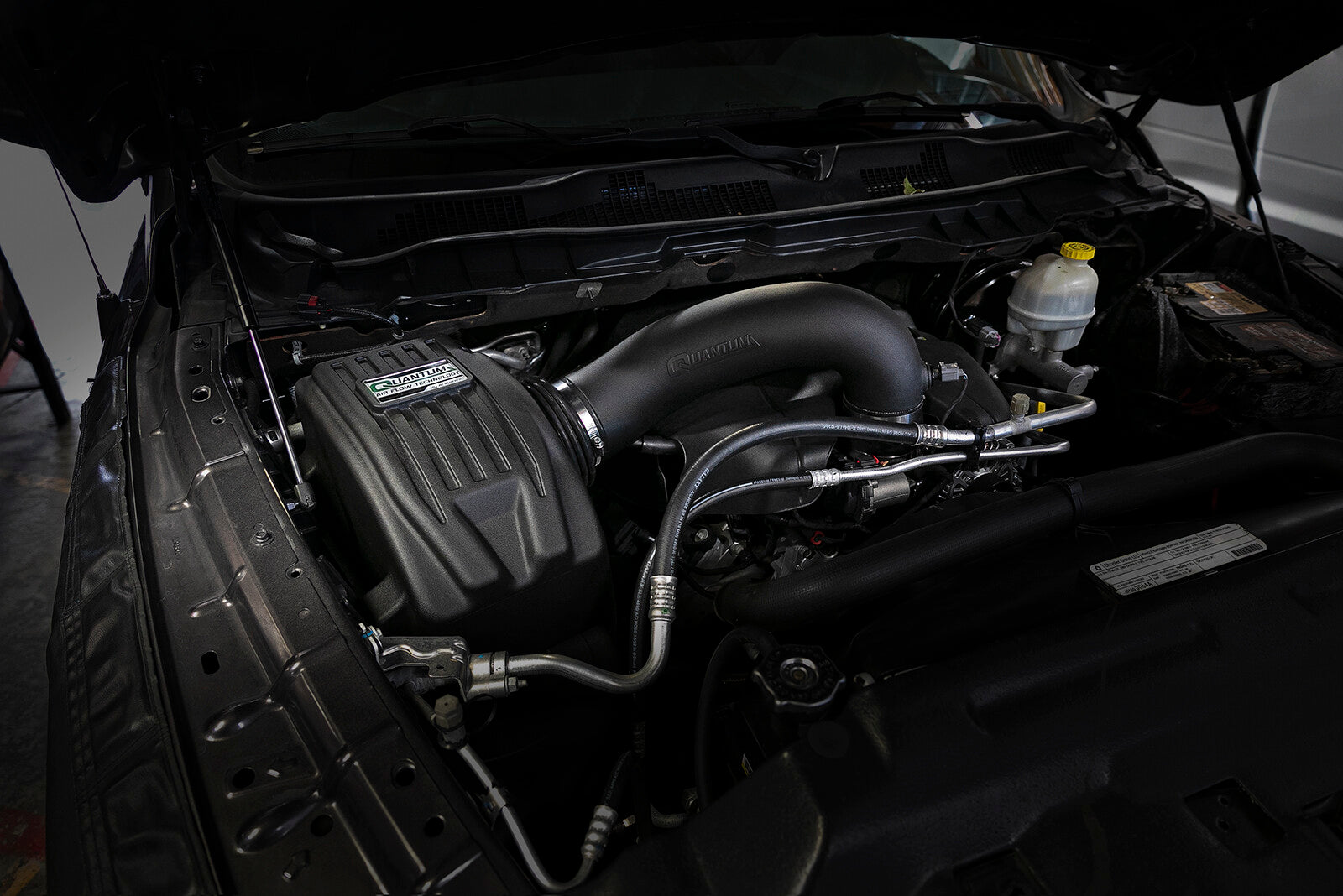 Quantum Cold Air Intake System w/ Pro Dry S Filter Dodge/Ram 1500 09-18/Ram 1500 Classic 19-24 V8-5.7L Hemi aFe Power