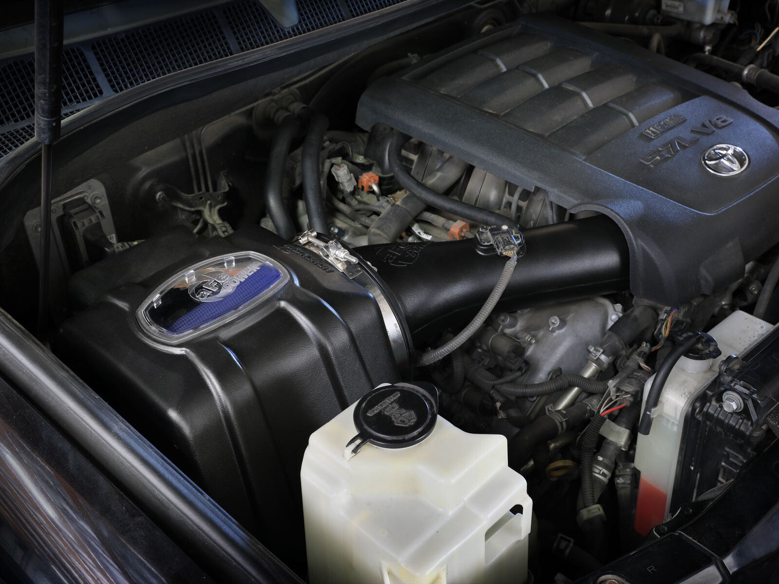 Momentum GT Cold Air Intake System w/ Pro 5R Filter Toyota Tundra 07-21 V8-5.7L aFe Power