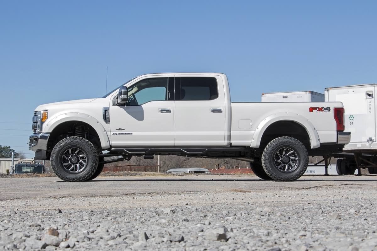 4.5 Inch Lift Kit D/S C/O V2 Ford F-250/F-350 Super Duty 4WD (17-22) Rough Country