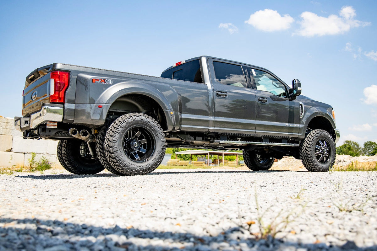 4.5 Inch Lift Kit DRW FR Drive Shaft Ford F-350 Super Duty 4WD (17-22) Rough Country
