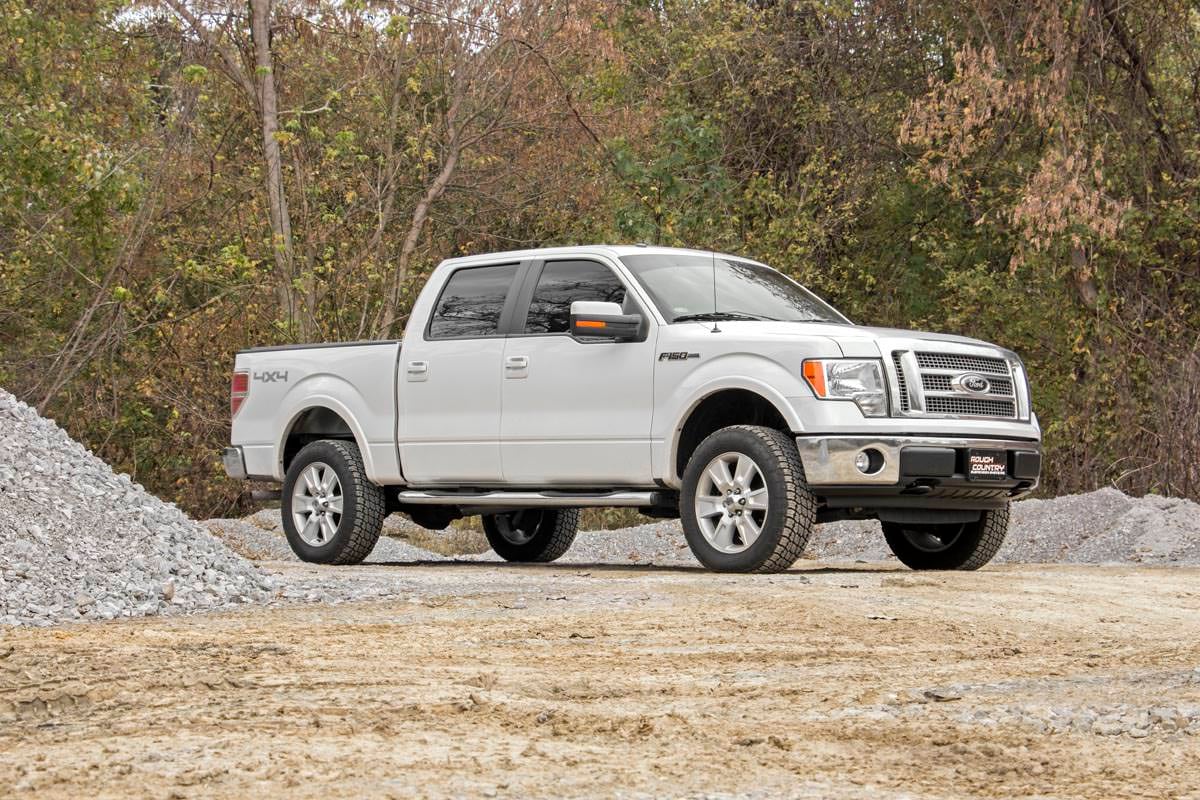 2 Inch Leveling Kit Red Ford F-150 2WD/4WD (2009-2013) Rough Country