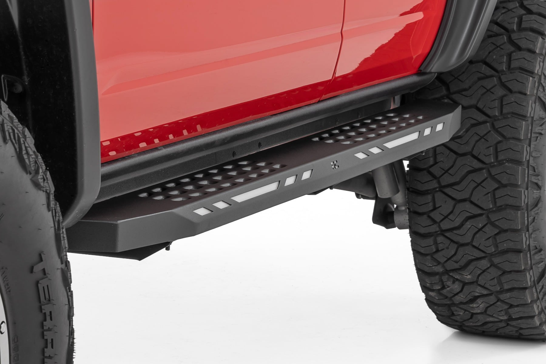 AC2 Running Boards Amber/White 4-Door Ford Bronco 4WD (2021-2025) Rough Country