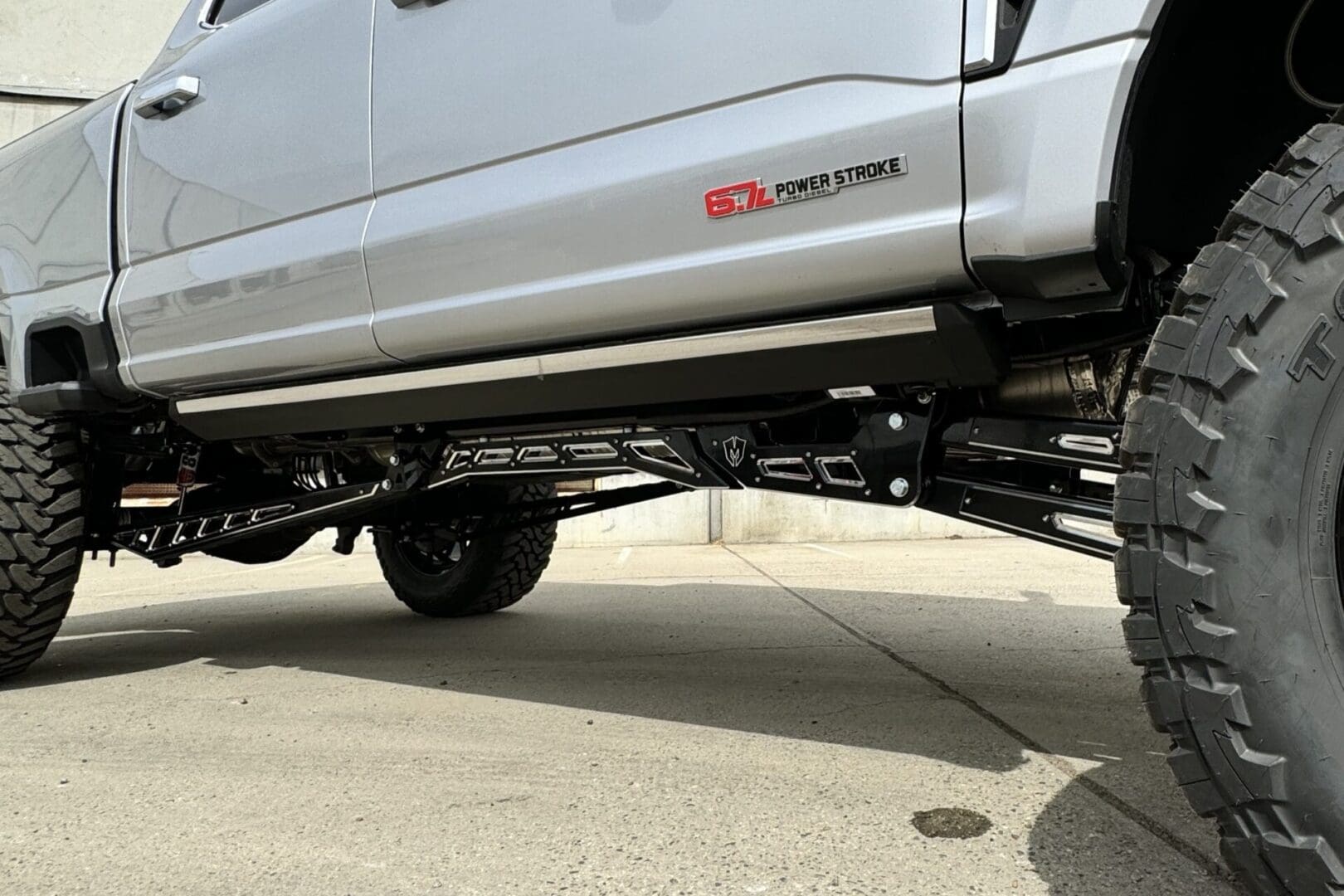 McGaughy's Premium S/S Traction Bar Kit 2023-2026 Ford F-350 4WD Crew Cab Short Bed