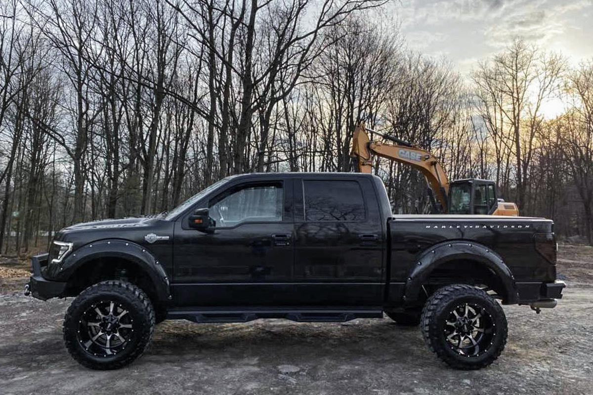 6 Inch Lift Kit Vertex Ford F-150 4WD (2011-2013) Rough Country