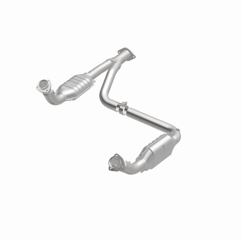 MagnaFlow Direct Fit Catalytic Converter 00-01Tahoe/Yukon V8 5.7L