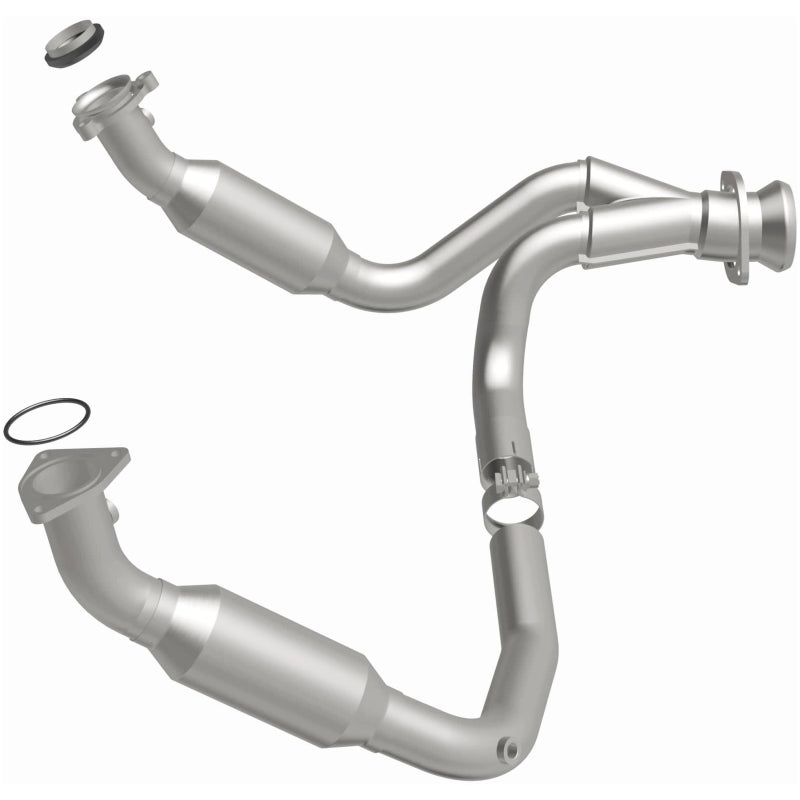MagnaFlow Direct Fit Catalytic Converter 2007-2008 Cadillac Escalade 6.2L