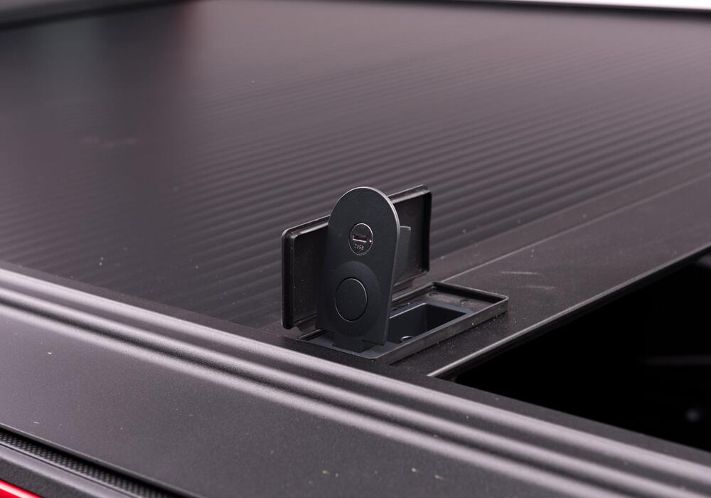 RetraxOne MX Retractable Tonneau Cover Matte One Piece Polycarbonate Finish 2007-2021 Toyota Tundra Regular/Double Cab 6' 6 inch Bed without Deck Rail System without Stake Pockets